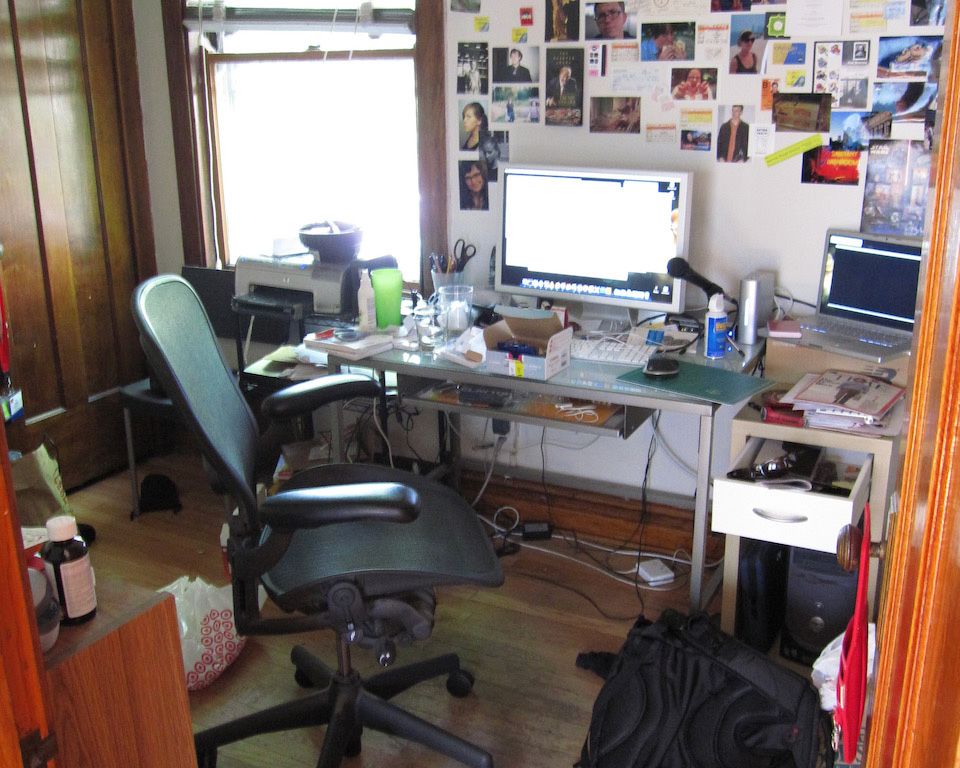 A very messy home office